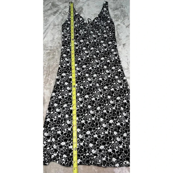 Y2K Express Floral sleeveless dress size 5/6 Black And White Knee Length - Picture 7 of 12